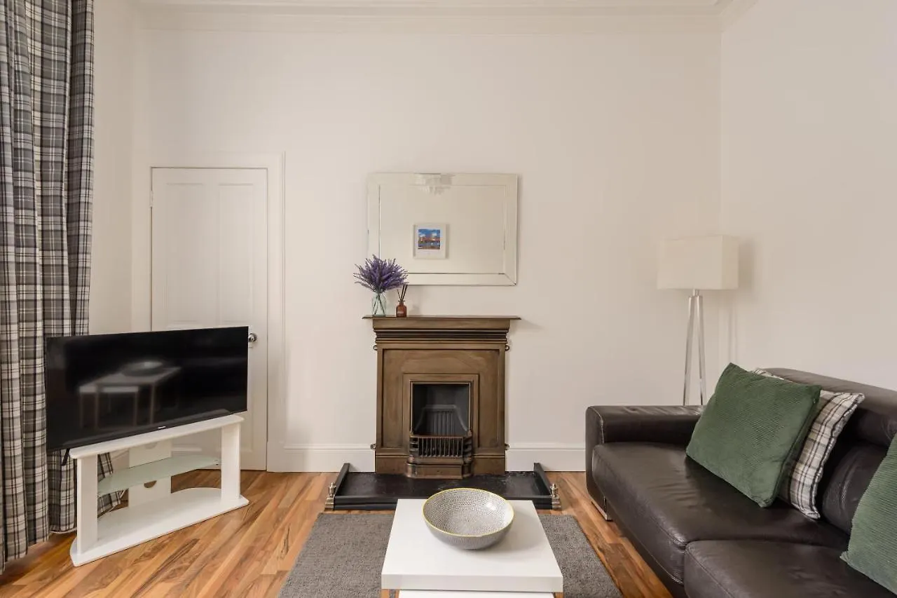 The London Road Apartment - 2Br/1Ba Edimburgo 0*,  Reino Unido